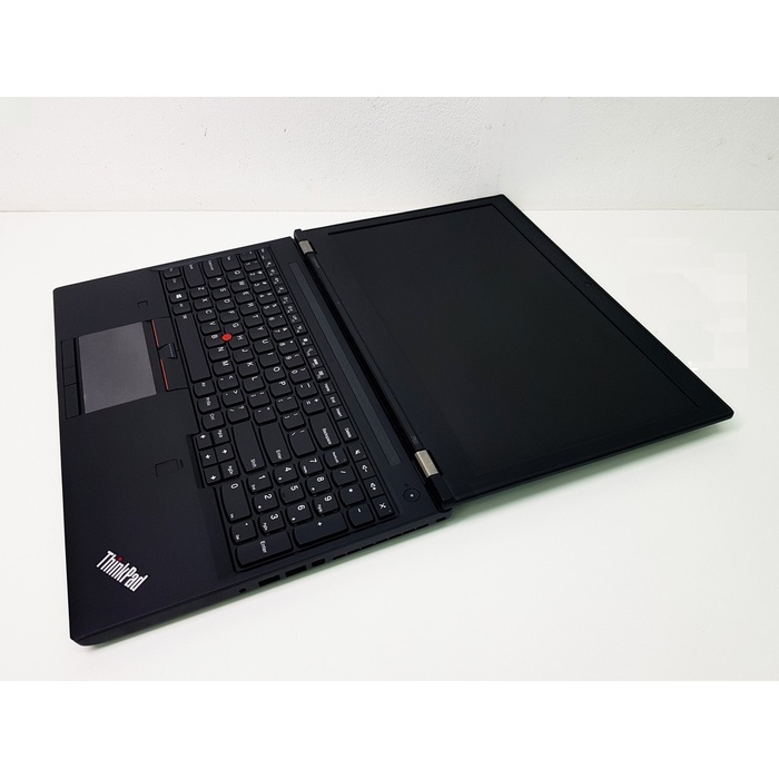 Lenovo ThinkPad P50 ( i7-6820HQ, Quadro M1000M, RAM 8GB, SSD 256GB, 15.6” FHD ) - Like New