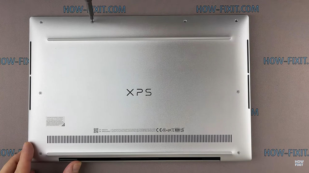 nâng cấp SSD cho Dell XPS 9315 tháo panel