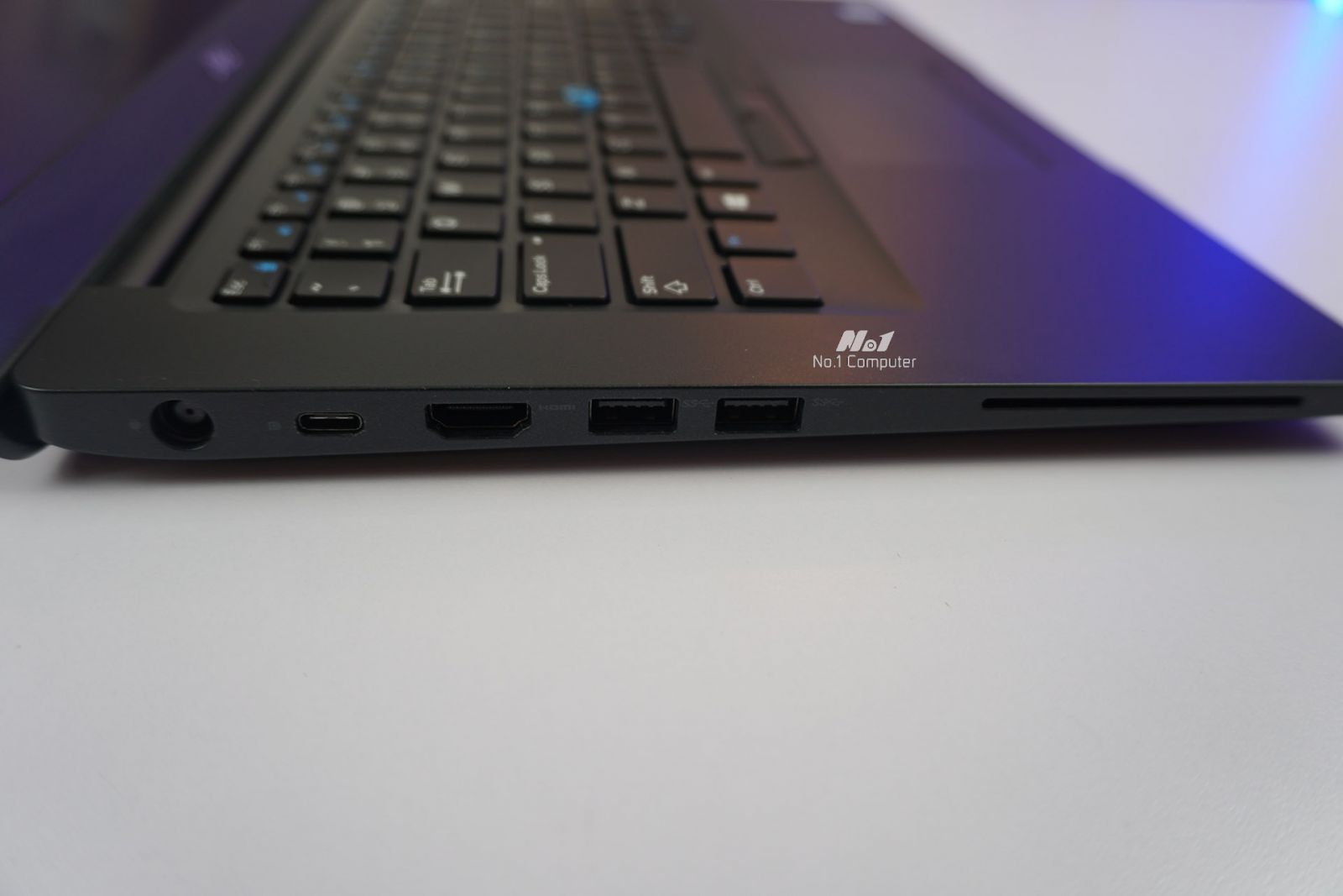 Cổng kết nối laptop Dell latitude 7490  