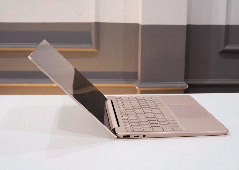 kích thước Surface Laptop Go màn hình