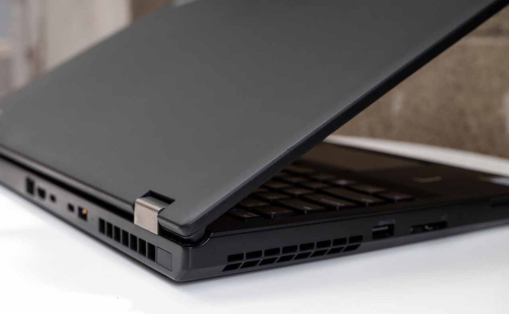 [Sale 2Tr] Lenovo Thinkpad P52 XEON E-2176M, P2000, Nhập Mỹ, BH 01 Năm