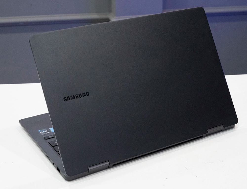 Samsung Galaxy Book 2 360 i7 thiết kế