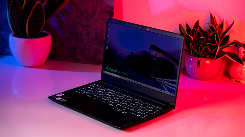 Laptop Lenovo có khả năng bật đèn nền bàn phím
